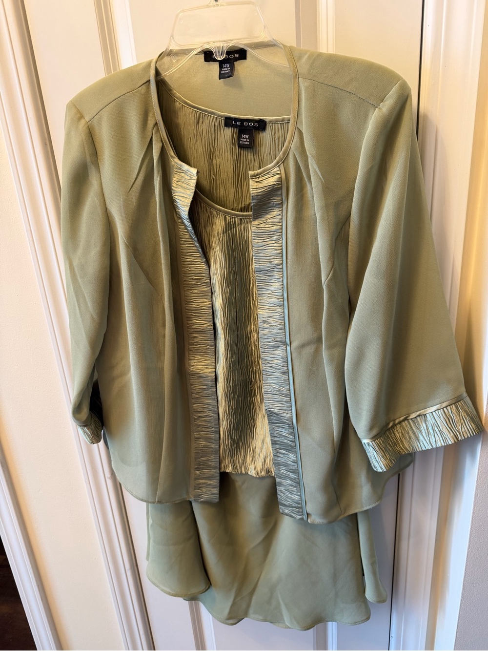 Le Bos Light Sage Green 3-Piece Skirt Set